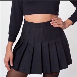 American Apparel Black Pleated Skirt